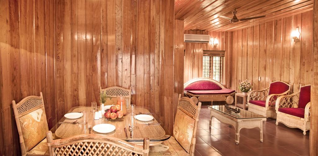 Woods N Spice - Thekkady Hotel Kumily Екстериор снимка