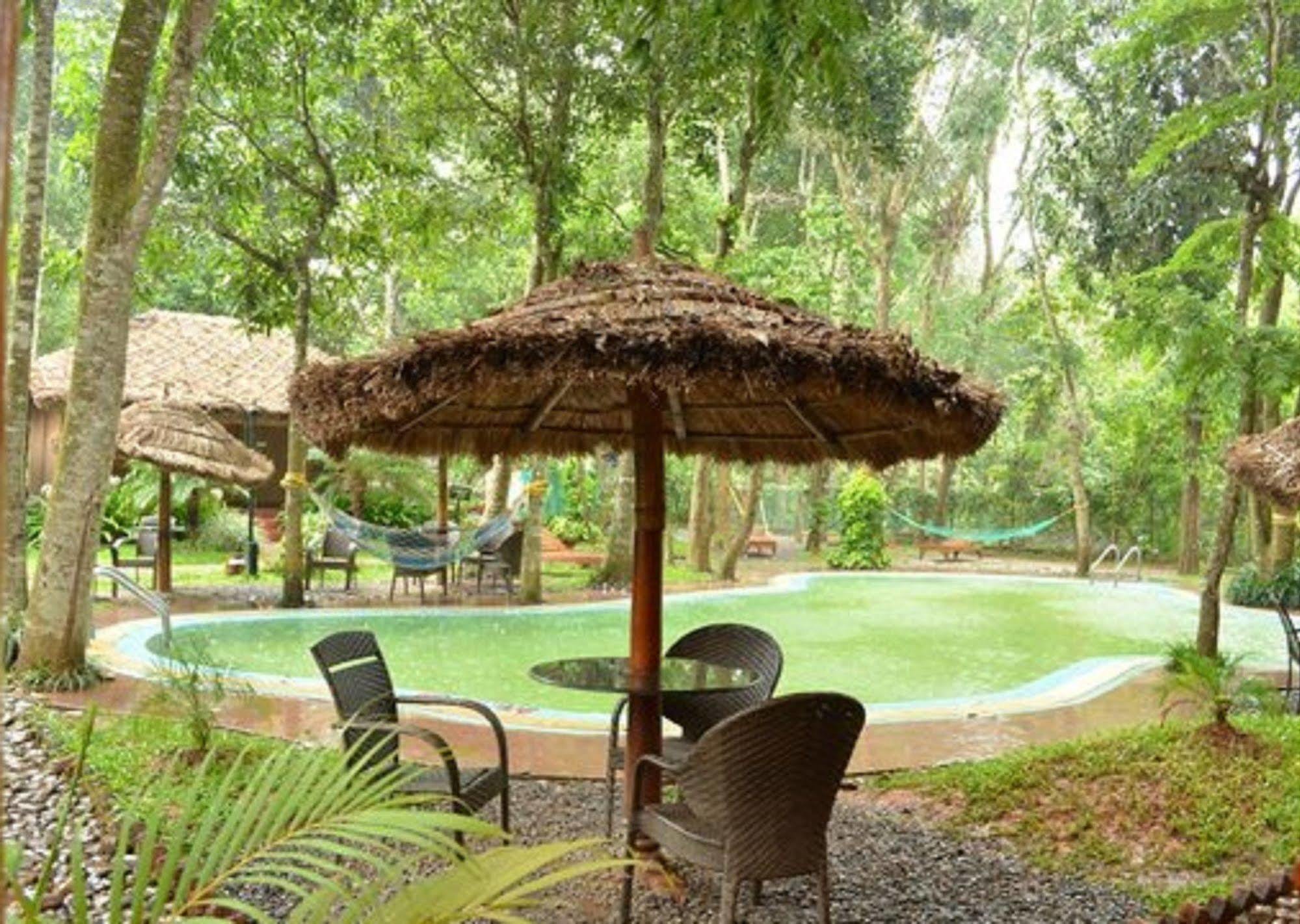 Woods N Spice - Thekkady Hotel Kumily Екстериор снимка